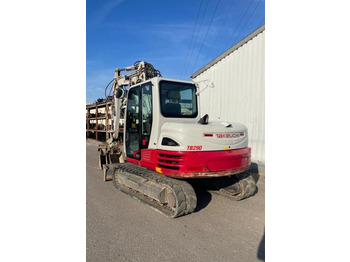 Ekskavator perayap TAKEUCHI
