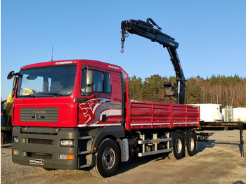 Truk jungkit MAN