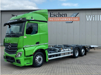 Pengangkut kontainer/ Container truck MERCEDES-BENZ Actros 2542