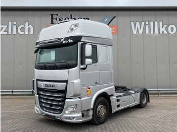 Tractor head DAF XF 530