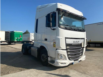 Tractor head DAF XF 460