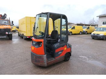 Traktor derek LINDE P60