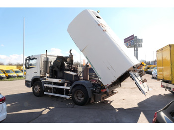 Penyapu jalan MERCEDES-BENZ Atego