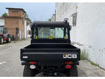 Traktor derek JCB