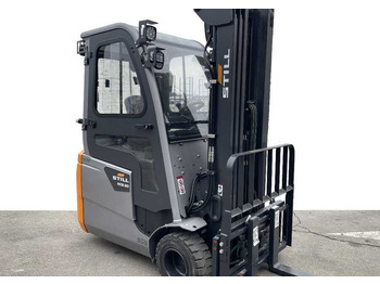Forklift listrik STILL