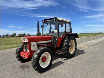 Traktor INTERNATIONAL