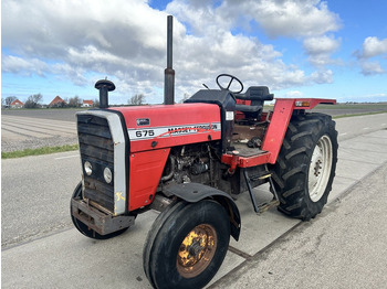 Traktor MASSEY FERGUSON 600 series