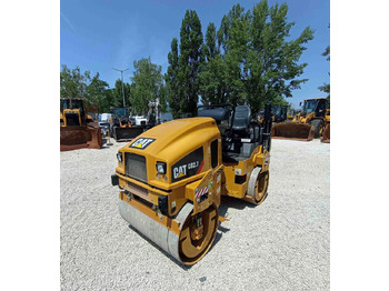 Roller CATERPILLAR