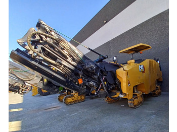 Mesin penggilingan jalan CATERPILLAR