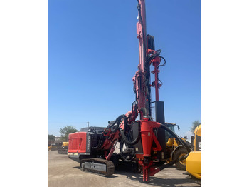 Anjungan pengeboran SANDVIK