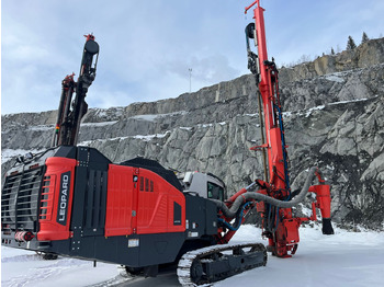 Anjungan pengeboran SANDVIK