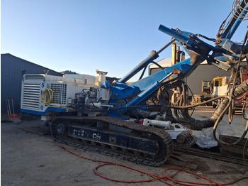 Sopir tumpukan SOILMEC