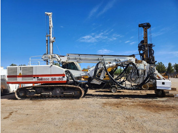 Sopir tumpukan SOILMEC