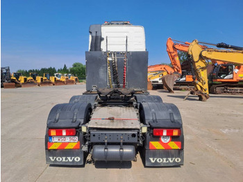 Tractor head Volvo FH 13 540 (110 ton / 3 pieces): gambar 4