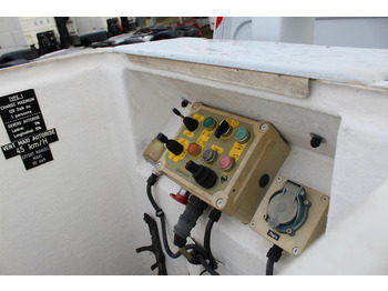 Leasing Renault Master  Bühne EN100TF1 10m   Klima   561h   AHK Renault Master  Bühne EN100TF1 10m   Klima   561h   AHK: gambar 3