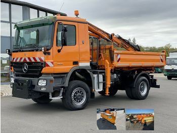 Truk jungkit, Truk derek Mercedes-Benz Actros 1832 4x4 Kipper /Kran / Winterdienst: gambar 1