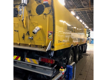Penyapu jalan Runway Sweeper Johnston-Beam Scania P400 Model Beam S14000: gambar 2