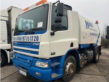 Penyapu jalan DAF CF