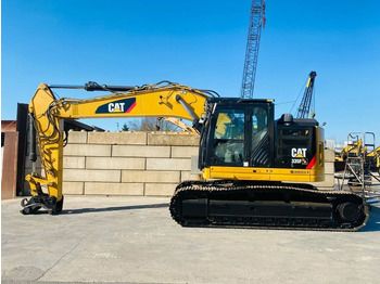 Ekskavator perayap CATERPILLAR