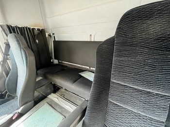 Van box MERCEDES-BENZ Atego 818 L Möbelkoffer LBW Möbelkoffer gr.Fhs+Sitzreihe: gambar 3 Van box MERCEDES-BENZ Atego 818 L Möbelkoffer LBW Möbelkoffer gr.Fhs+Sitzreihe: gambar 3