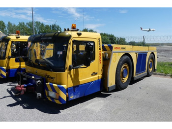 Traktor mundur KAMAG