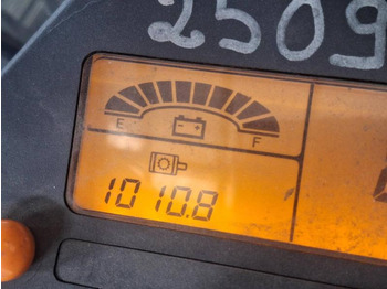 Forklift listrik Caterpillar EP25K: gambar 4