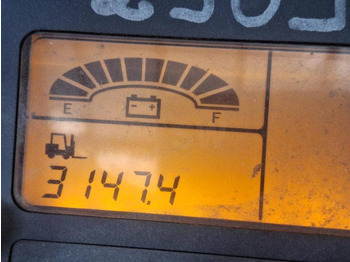 Forklift listrik Caterpillar EP25K: gambar 3