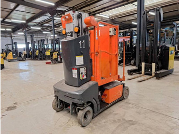 Lift tiang vertikal JLG