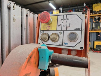 Lift tiang vertikal JLG Toucan Duo: gambar 5