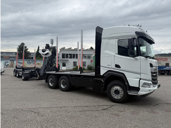Truk logging DAF XF 530