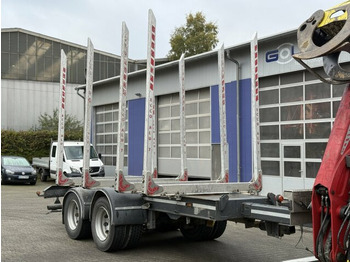 Trailer pengangkut kayu