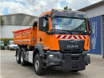 Truk jungkit MAN TGS 33.440