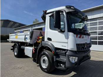 Truk jungkit MERCEDES-BENZ Arocs 1832