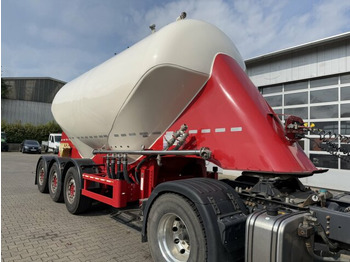 Semi trailer silo