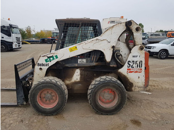 Skid steer BOBCAT S250