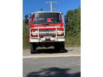 Truk pemadam kebakaran RENAULT Midliner M 180