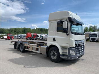 Truk sasis DAF CF