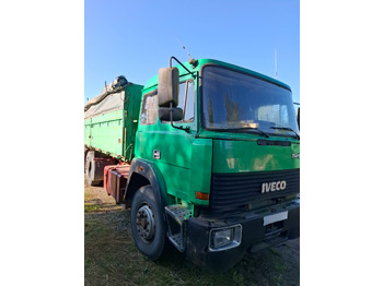 Truk jungkit IVECO TurboStar