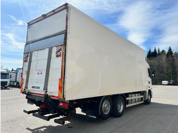Truk berpendingin SCANIA G490: gambar 5
