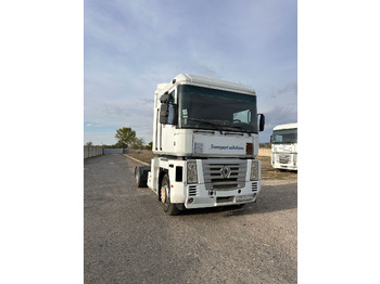 Tractor head RENAULT Magnum 440