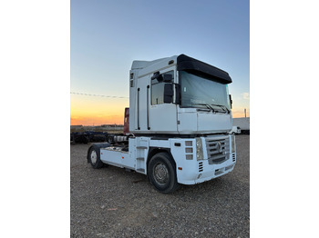 Tractor head RENAULT Magnum 480