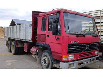 Truk jungkit VOLVO FL10