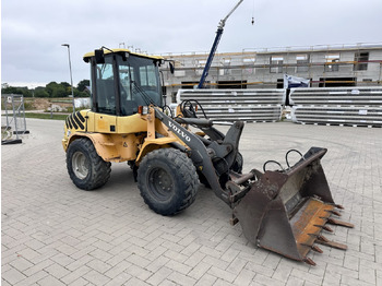 Wheel loader VOLVO L 30 B PRO 3er Kreis Klappschaufel+Palettengabel: gambar 4