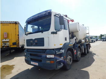 Truk pengaduk beton MAN TGA 35.410