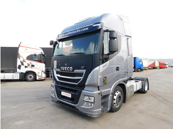 Tractor head IVECO