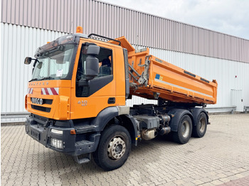 Truk jungkit