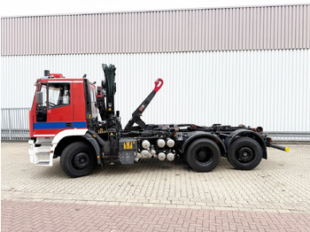 Hook lift