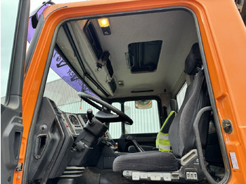 Interior photo 1: Truk sasis, Truk derek MAN 18.255 MAK 4x4 BB 18.255 MAK 4x4 BB, Kran Atlas AK 85.1 A1