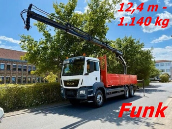 Truk derek MAN TGS 33.400