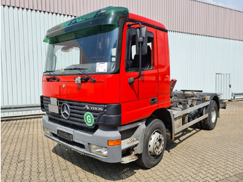 Truk sasis MERCEDES-BENZ Actros 1835